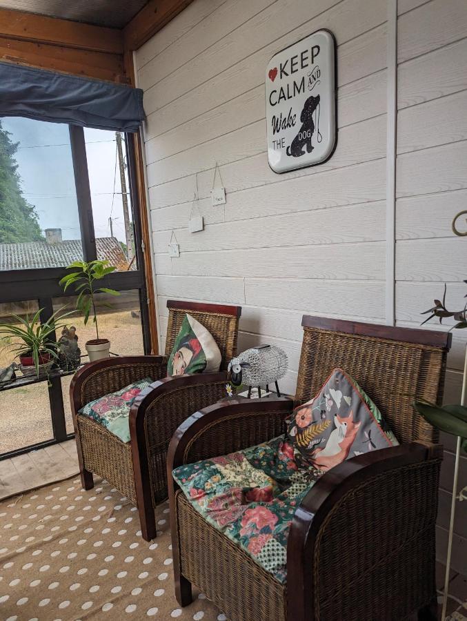 Chez Nick Et Martine Suite Privative Palinges Екстер'єр фото